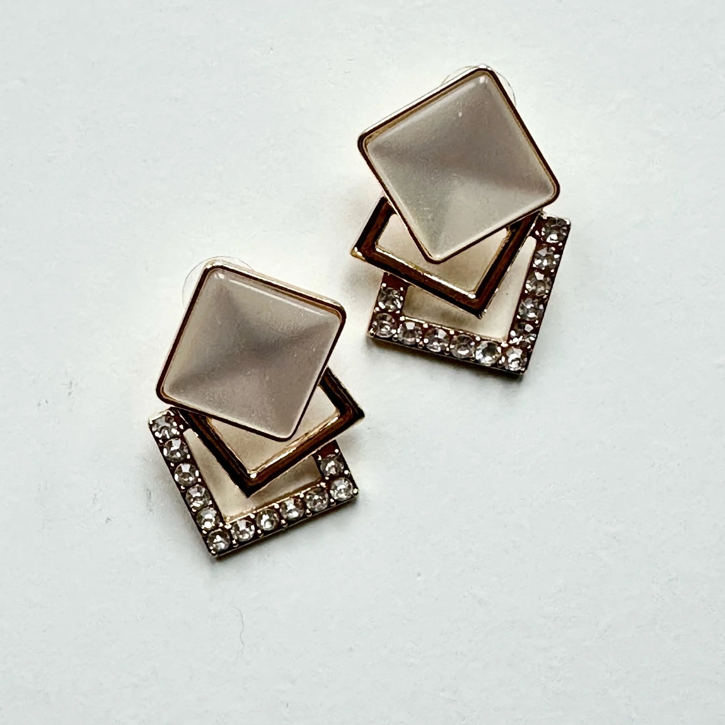 Instant Icon Earrings (Gold)