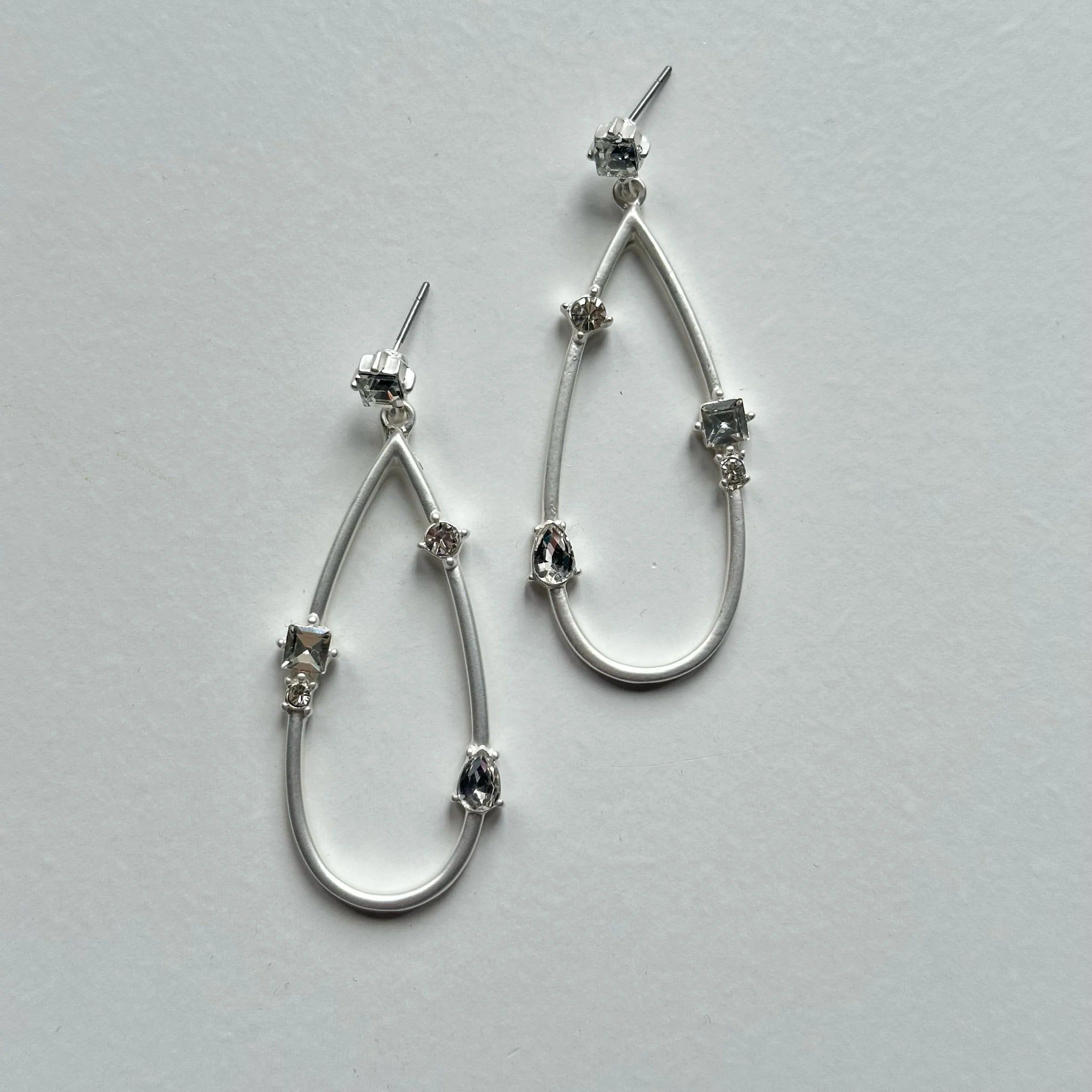 Subtle Shimmer Earrings (Silver)