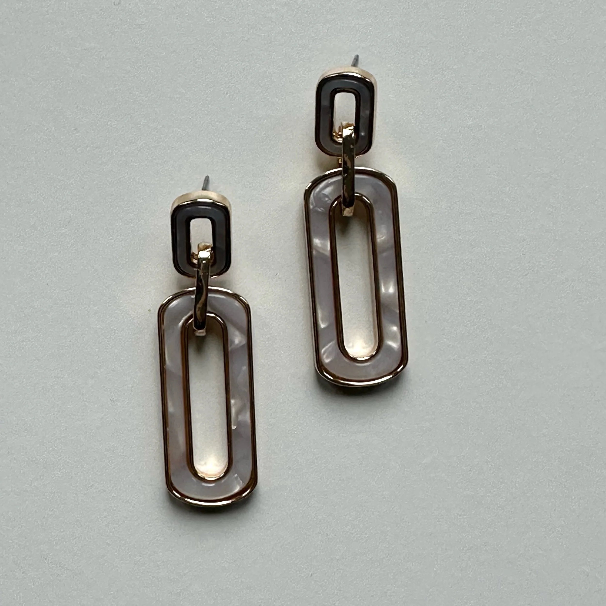 Sleek Shift Earrings (Gold)