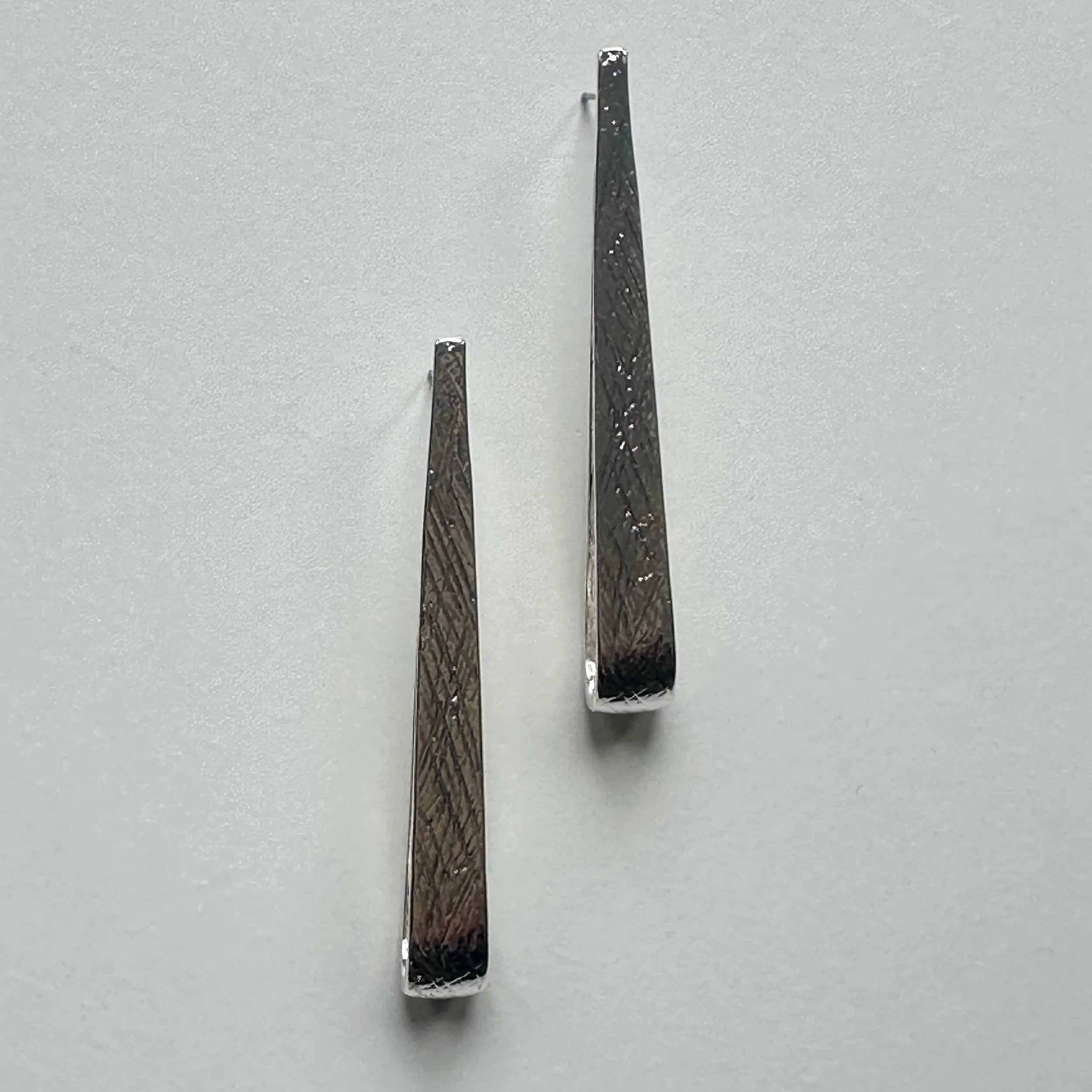 Sleek Streak Earrings (Silver)