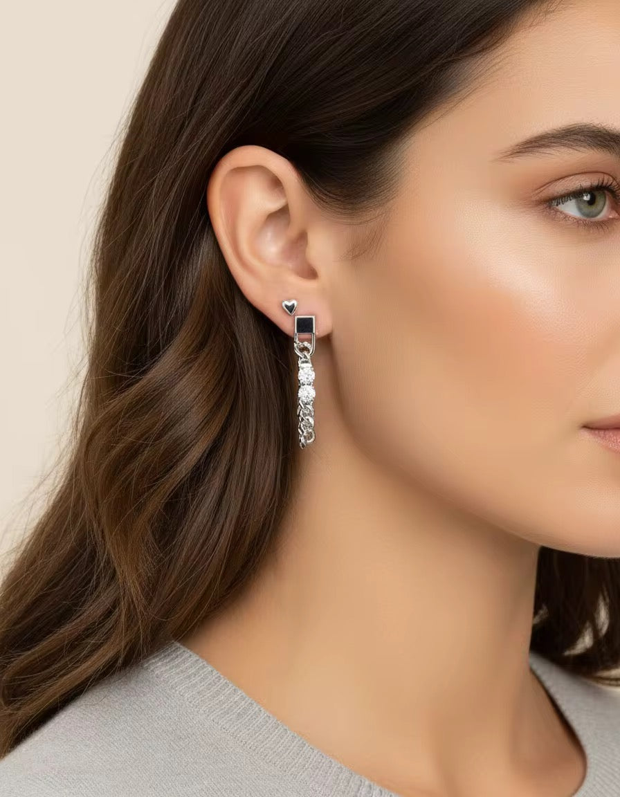 Luminous Links Earrings (Silver)