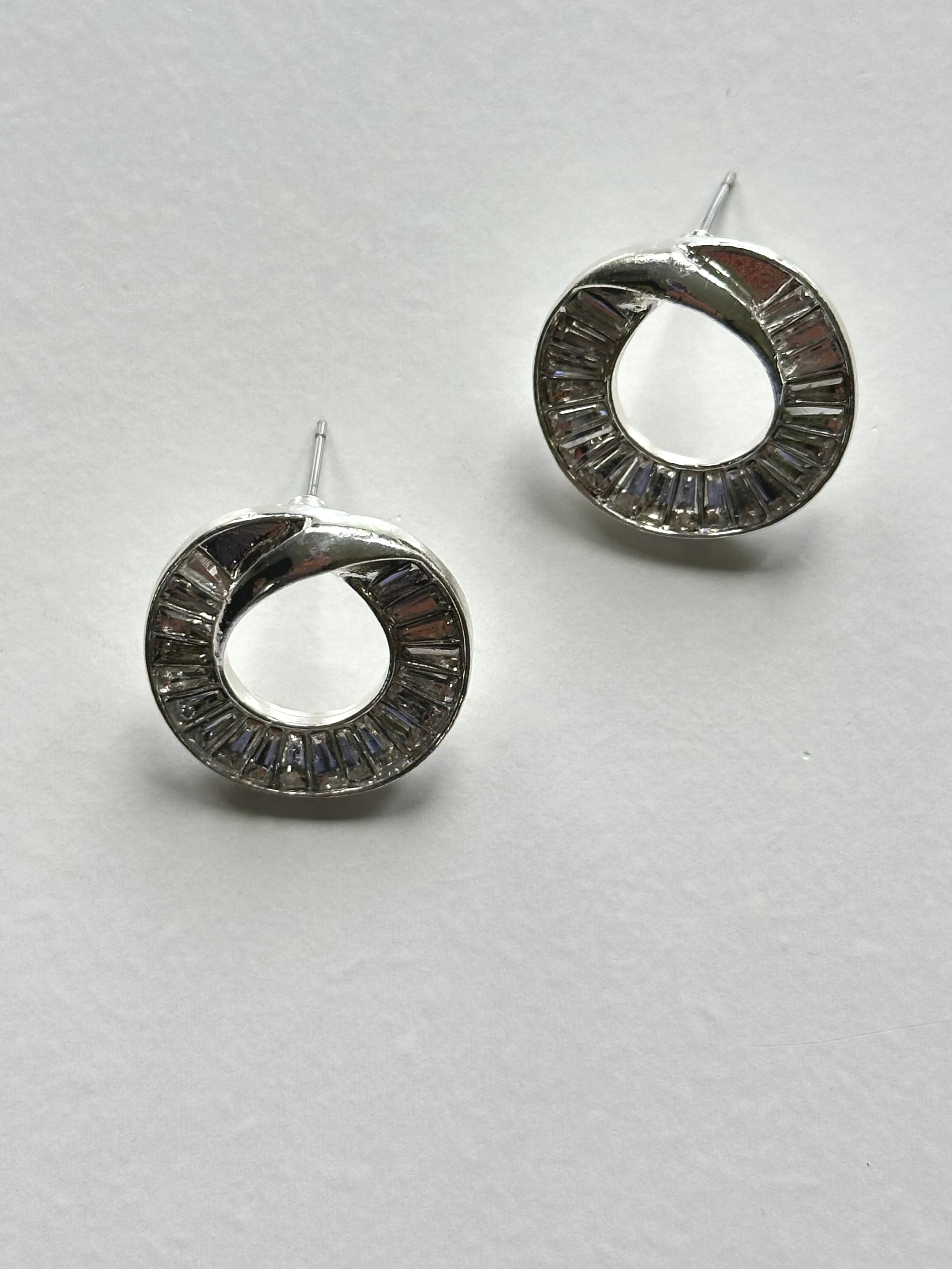 Dreamlight Earrings (Silver)