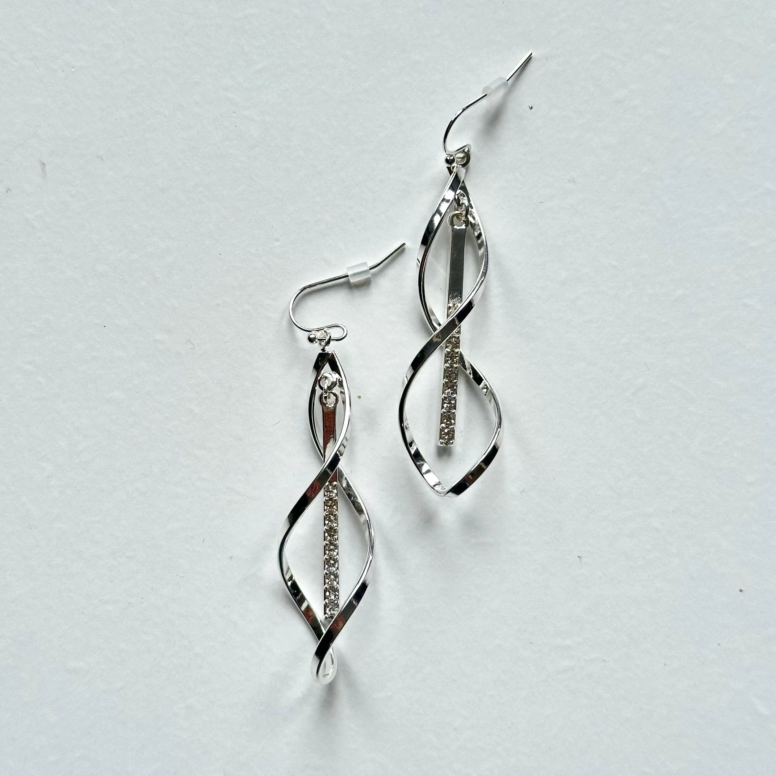 Pirouette Earrings (Silver)