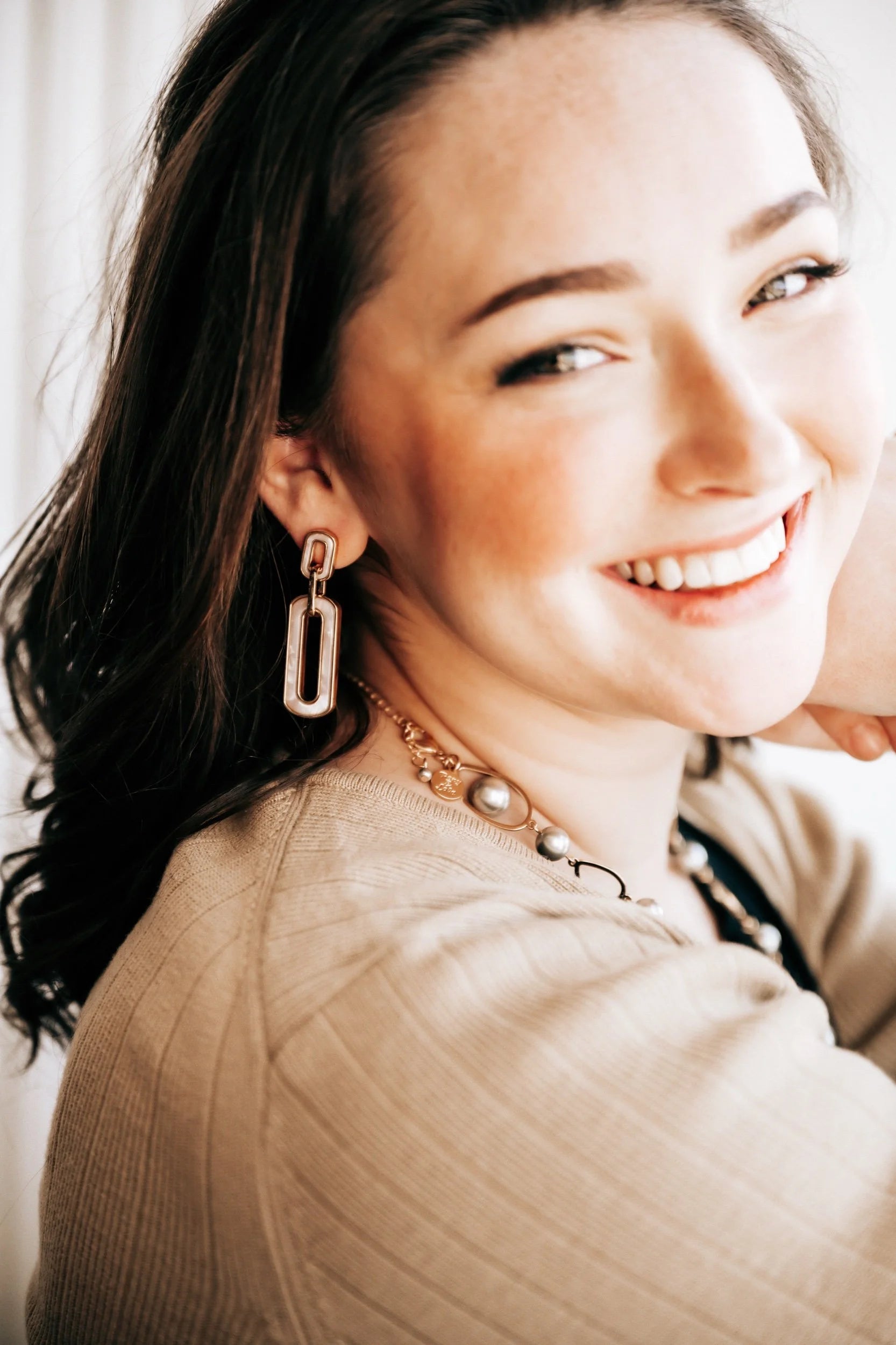 Sleek Shift Earrings (Gold)