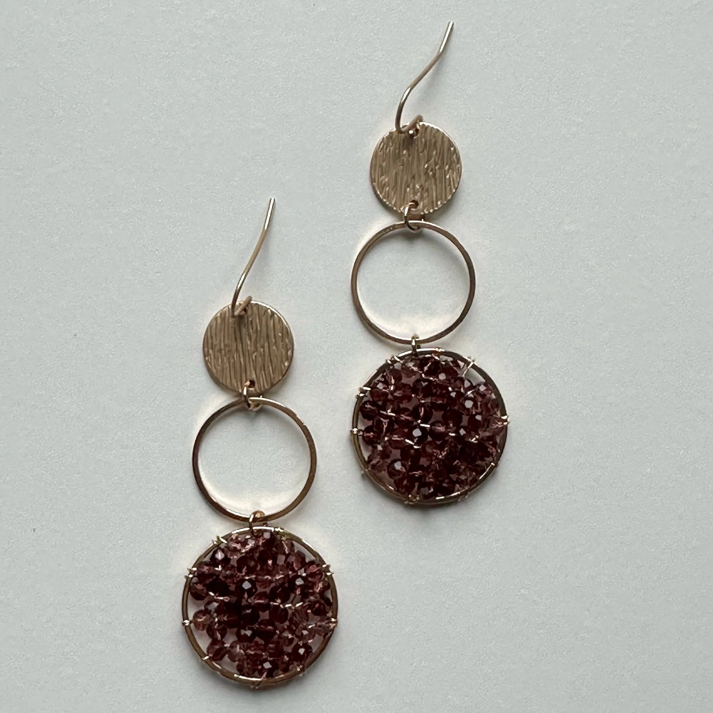 Flirt Alert Earrings (Pink/Maroon Mix)