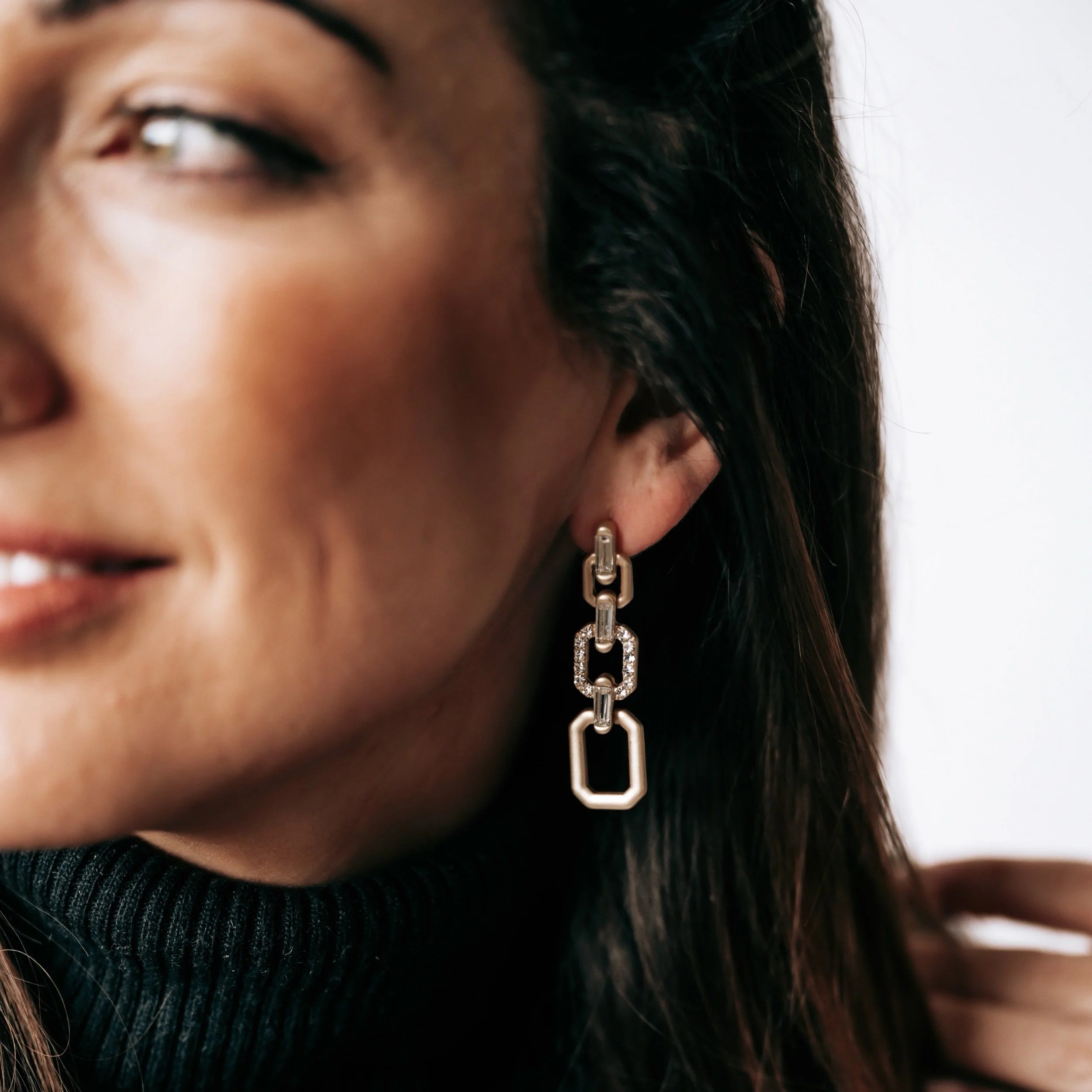 Parallel Light Earrings (Gold)